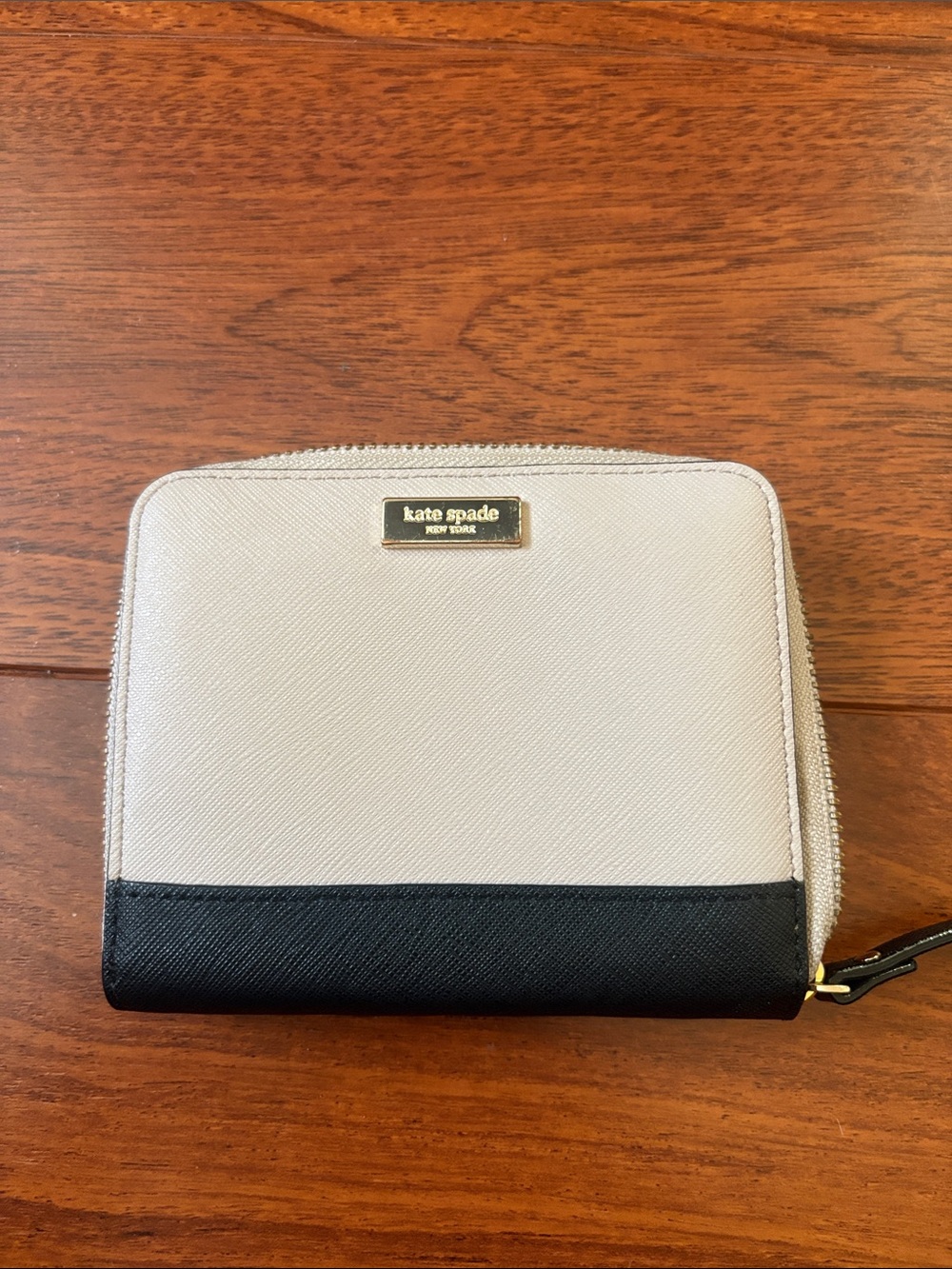 kate spade Two-Tone Taupe and Black Zip Up Wallet